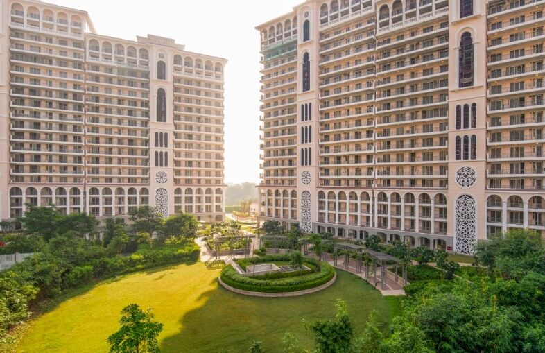 dlf-sky-court